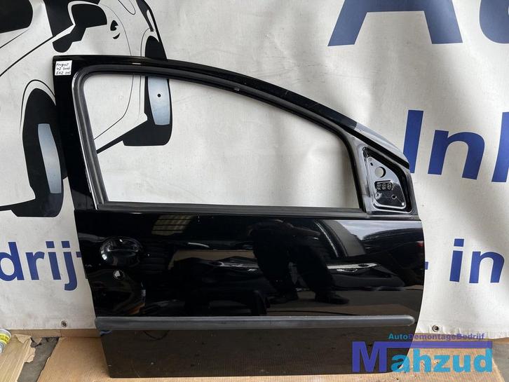 Peugeot 107 Zwart EXZ Rechts voor deur portier 2005-2014, Auto-onderdelen, Carrosserie en Plaatwerk, Deur, Peugeot, Gebruikt, Ophalen