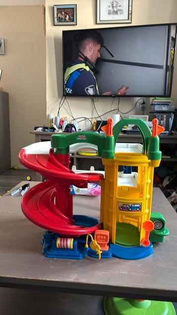 Fisher-Price Little People Garage beschikbaar voor biedingen