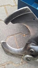 Cembre hydraulische voet kabelkniptang kabelschaar., Auto diversen, Autogereedschap, Ophalen, Cembre, Zo goed als nieuw, Admiraal Helfrichweg 2a 2901 AB Capelle a/d IJssel.