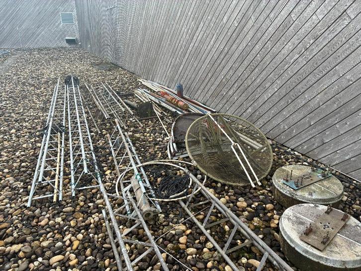 Partij mast- en antenneonderdelen zendamateur, Telecommunicatie, Zenders en Ontvangers, Gebruikt, Zender en Ontvanger, Ophalen