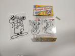 Krimpie dinkie set van 3 plaatjes 1 broche, Ophalen of Verzenden, Nieuw, Knutselen