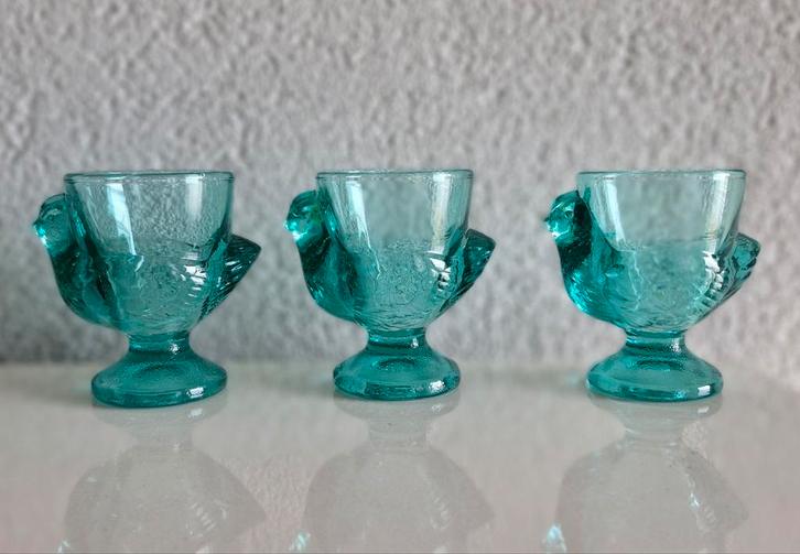Drie Glazen eierdopjes Luminarc France Kip, Verzamelen, Glas en Borrelglaasjes, Zo goed als nieuw, Ophalen of Verzenden