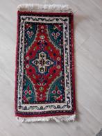 Handmade carpet 70 bij 40, Ophalen of Verzenden