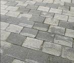 Tegels gratis zsm weg 30 x 20 cm ong. 18 m2, Tuin en Terras, Tegels en Klinkers, Ophalen, Gebruikt, 10 m² of meer, Beton