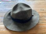 100% wollen legergroene ZARA hoed - maat M, Kleding | Dames, Hoeden en Petten, 56 of 57 cm (M, 7 of 7⅛ inch), Hoed, Zara, Ophalen of Verzenden