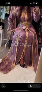 Takshita jawhara paars m/l, Kleding | Dames, Gelegenheidskleding, Ophalen of Verzenden, Zo goed als nieuw, Paars, Overige typen