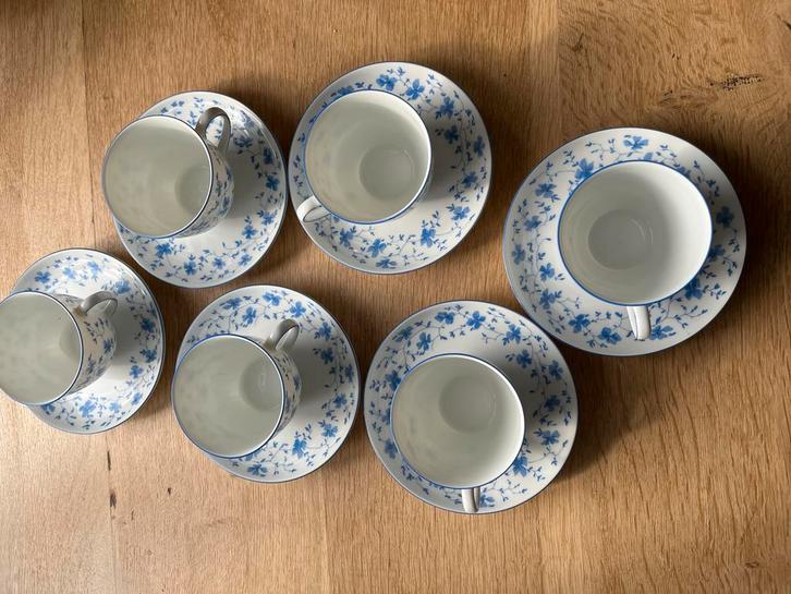Arzberg Blaublüten Kop en Schotel Set mooie Theepot, Huis en Inrichting, Keuken | Servies, Zo goed als nieuw, Kop(pen) en/of Schotel(s)