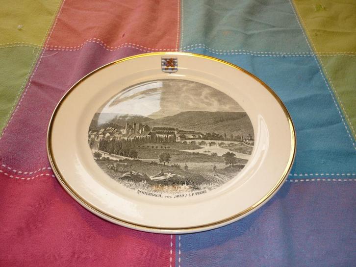 Vintage bord jaren '70 Villeroy & Boch door J.P. Fresez, Huis en Inrichting, Keuken | Servies, Zo goed als nieuw, Bord(en), Overige stijlen