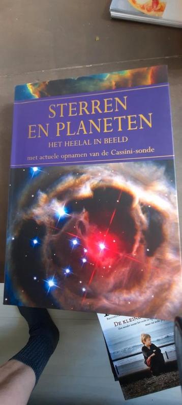 Sterren en planeten Het heelal in beeld door Duncan John beschikbaar voor biedingen