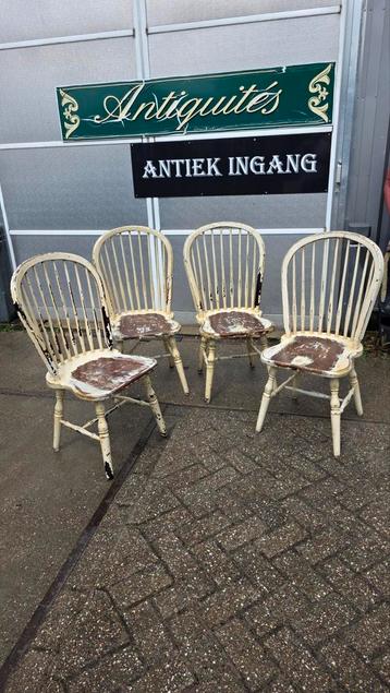 4 brocante Engelse windsor stoelen beschikbaar voor biedingen