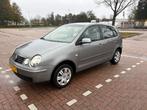 Volkswagen Polo 1.4 55KW 2005 Grijs, Voorwielaandrijving, 15 km/l, 74 pk, 4 cilinders
