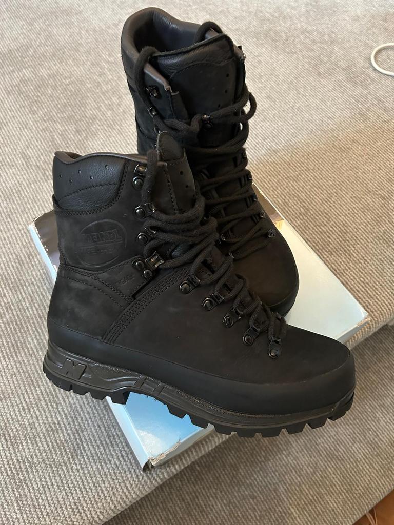Meindl M1 wandelschoenen, Sport en Fitness, Bergsport en Wandelen, Ophalen, Zo goed als nieuw, Schoenen