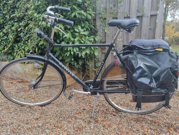Gazelle Herenfiets met Fietstas & Kussen beschikbaar voor biedingen