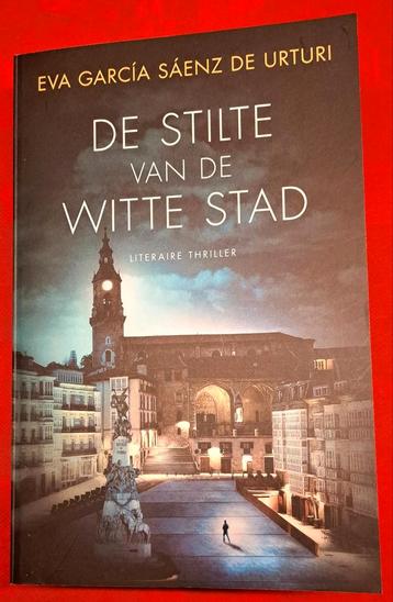 De stilte van de witte stad beschikbaar voor biedingen