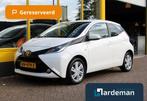Toyota Aygo 1.0 VVT-i x-play Automaat Camera, Gebruikt, Euro 6, 4 stoelen, Wit