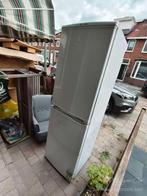 Indesit koelkast/vriezercombinatie, Ophalen, Gebruikt, 200 liter of meer, Met aparte vriezer