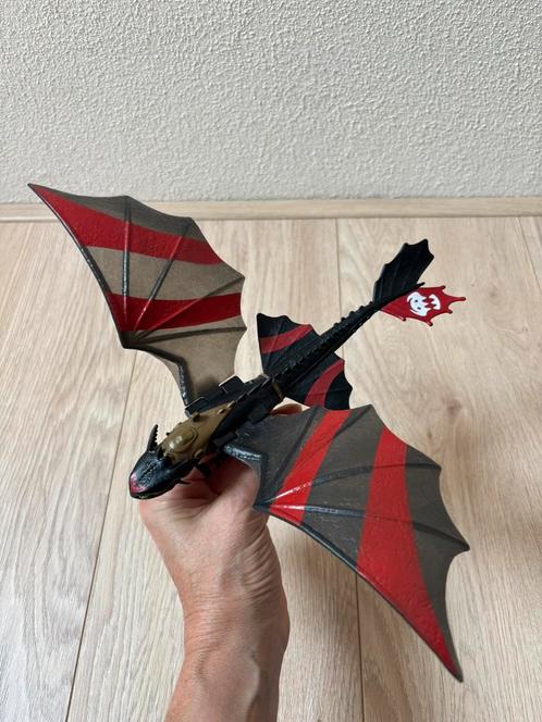 Hoe tem je een draak - tandloos  toothles the power dragon, Kinderen en Baby's, Speelgoed | Actiefiguren, Zo goed als nieuw, Ophalen of Verzenden