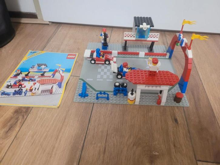 LEGO Vintage 6381 Racebaan - Compleet!, Kinderen en Baby's, Speelgoed | Duplo en Lego, Gebruikt, Ophalen of Verzenden