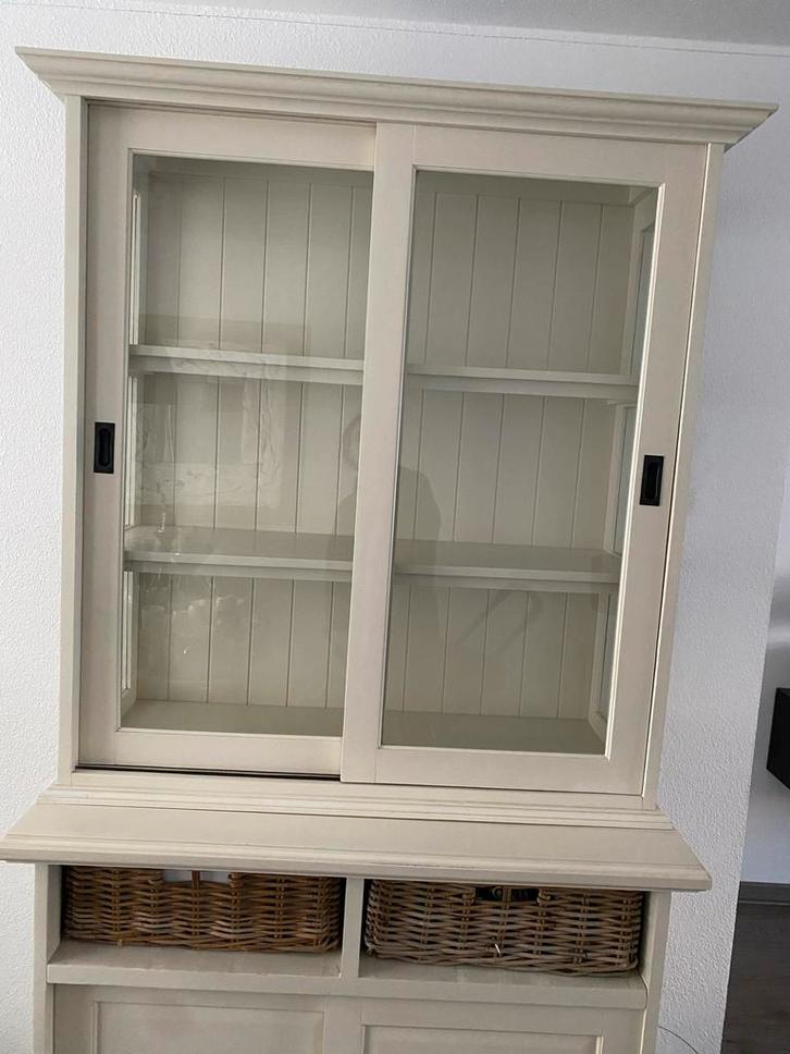 Mooie servieskast met glazen schuifdeuren, Huis en Inrichting, Kasten | Buffetkasten, Gebruikt, 150 tot 200 cm, 100 tot 150 cm