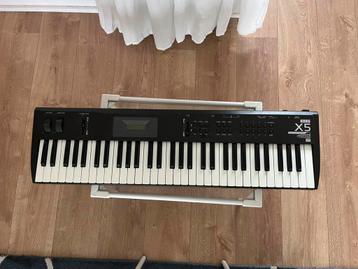 Korg X5 beschikbaar voor biedingen