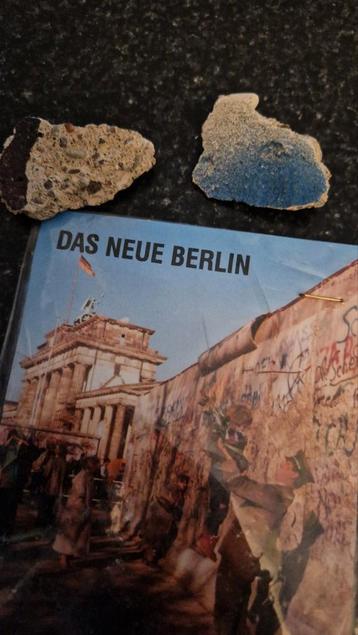 Stukjes Berlijnse Muur - Historisch Relikwie beschikbaar voor biedingen