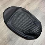 UITVERKOOP! Zadelhoes Piaggio Zip custom buddydek, Piaggio, Info@jynkx.com, Jynkx, Nieuw