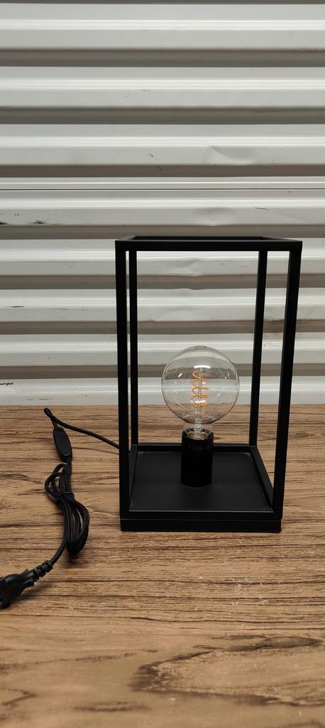 Tafellamp Simone zwart, Huis en Inrichting, Lampen | Tafellampen, Zo goed als nieuw, Minder dan 50 cm, Metaal, Ophalen of Verzenden