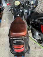 1 motorscooter Znen  250cc  En 1 Benzhou snorscooter, 1 cilinder