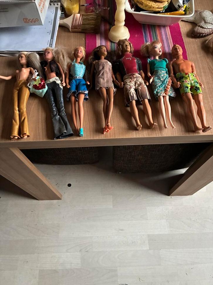 Barbie poppen collectie, Hobby en Vrije tijd, Modelbouw | Auto's en Voertuigen, Gebruikt, Ophalen of Verzenden