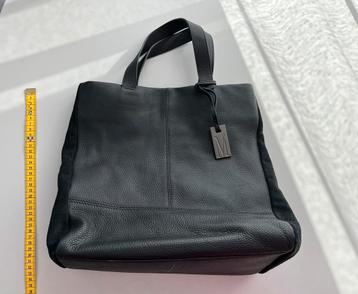 Schoudertas Mart Visser, zwart leer en suede beschikbaar voor biedingen