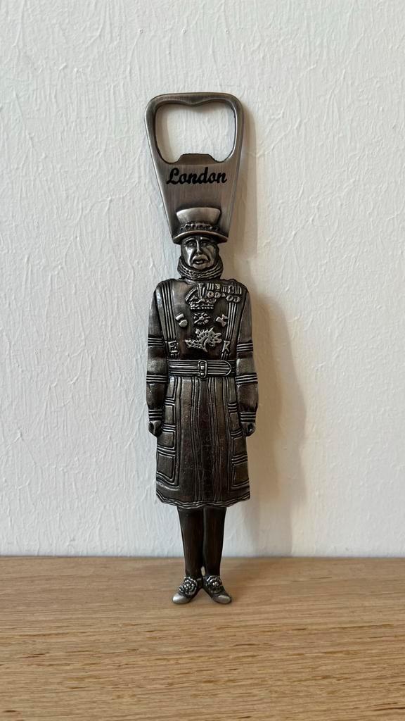 Vintage Londen Soldaat Flesopener, Huis en Inrichting, Keuken | Keukenbenodigdheden, Gebruikt, Ophalen of Verzenden