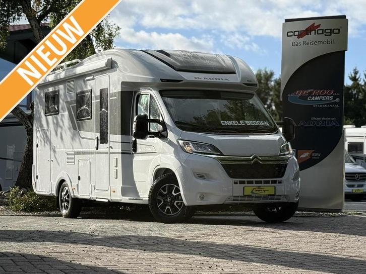 Adria Coral Axess 600 SL - Lengtebedden - 7 meter - Nieuw, Caravans en Kamperen, Campers, Bedrijf, tot en met 3, Half-integraal