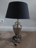 Zilveren lamp met zwarte kap, Huis en Inrichting, Lampen | Tafellampen, Ophalen of Verzenden, Gebruikt