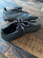 Kinder voetbalschoenen maat 37.5, Ophalen, Zo goed als nieuw, Schoenen