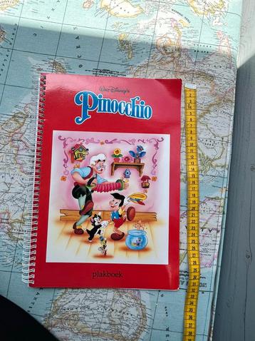 A.Ouder plakboek Disney Pinokkio beschikbaar voor biedingen