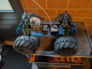 RC Kyosho Mega Force Nitro Monster Truck beschikbaar voor biedingen