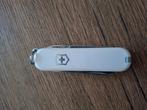 victorinox zakmes wit, Caravans en Kamperen, Kampeergereedschap, Ophalen of Verzenden, Zo goed als nieuw