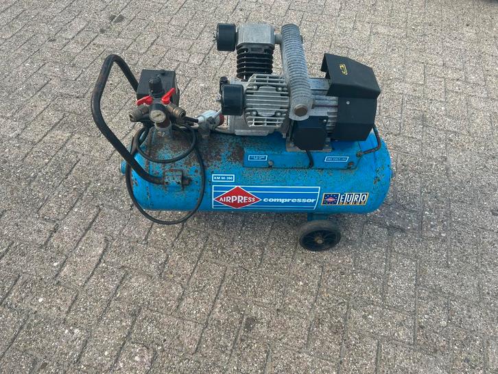 Te koop airpress compressor, Hobby en Vrije tijd, Knutselen, Gebruikt, Gereedschap of Toebehoren, Ophalen
