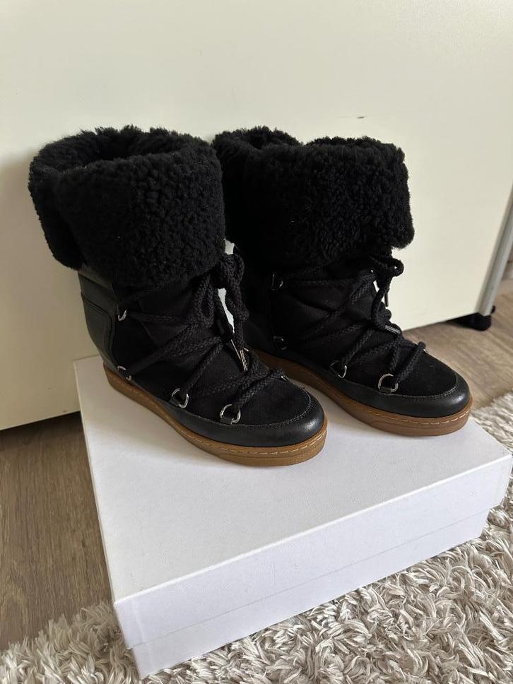 Isabel marant Nowly boots, Kleding | Dames, Schoenen, Zo goed als nieuw, Lage of Enkellaarzen, Zwart, Ophalen of Verzenden