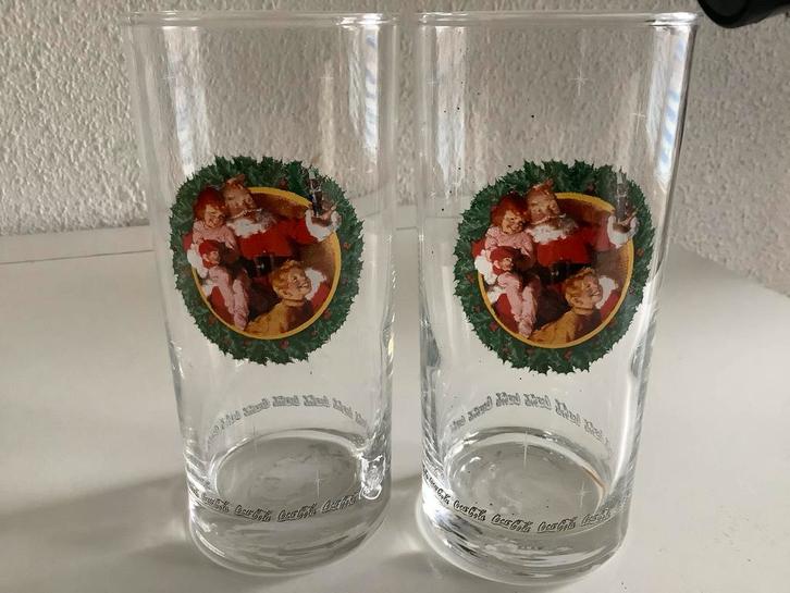 Coca-Cola Kerst Glazen - Set van 2, Huis en Inrichting, Keuken | Servies, Gebruikt, Glas of Glazen, Overige stijlen, Glas, Ophalen of Verzenden