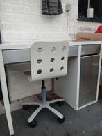 Ikea micke bureau+bijpassende bureastoel, Ophalen, Gebruikt