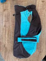 Hondenjas. Waterafstotend en warm gevoerd zgan, Dieren en Toebehoren, Verzenden, Zo goed als nieuw, Hondenjas