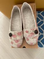 Pantoffels, Kleding | Dames, Schoenen, Beige, Nieuw, Ophalen of Verzenden, Pantoffels of Sloffen