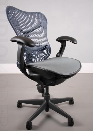 1 Herman miller Mirra 1 bureaustoelen Grijs Licht Blauw beschikbaar voor biedingen