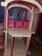 Barbie huis met veel toebehoren, Ophalen of Verzenden, Gebruikt, Toebehoren