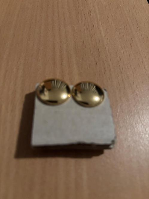 Clip oorbellen simpel goudkleurige rondjes glimmend, Sieraden, Tassen en Uiterlijk, Oorbellen, Gebruikt, Overige materialen, Goud