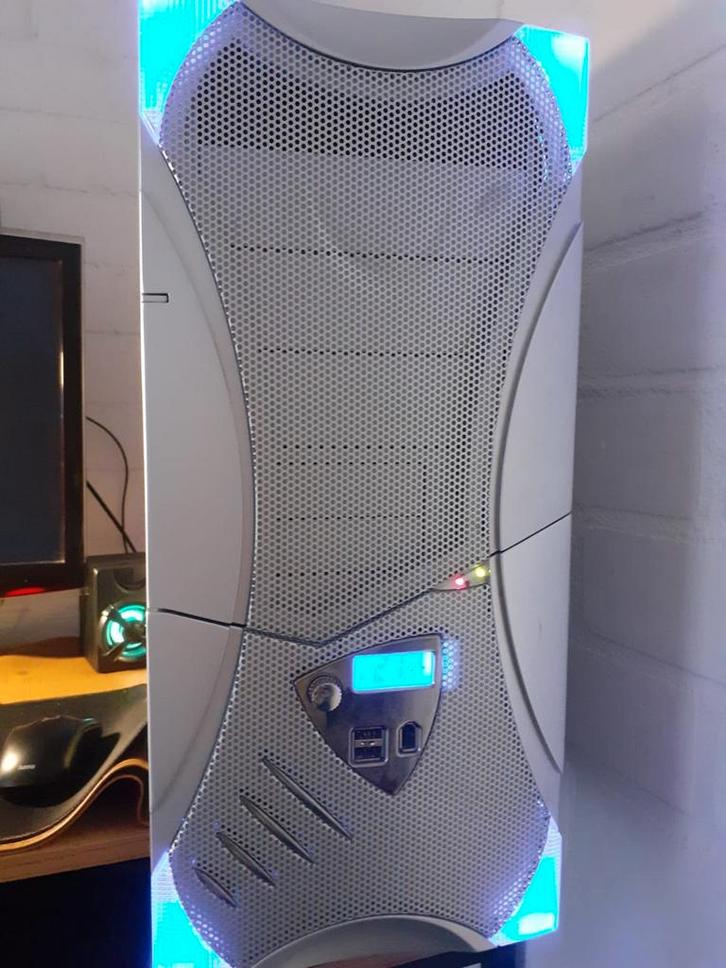 Game PC, Computers en Software, Desktop Pc's, Zo goed als nieuw, 3 tot 4 Ghz, HDD, SSD, 16 GB, Met videokaart, Gaming, Ophalen