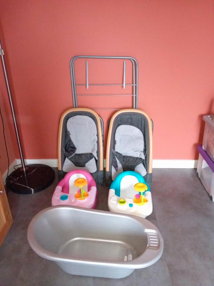 Joolz duowagen, kinderbad, 2x badzitje, 2x wipstoel maxicosi, Kinderen en Baby's, Tweelingen en Meerlingen, Gebruikt, Kinderwagen of Buggy