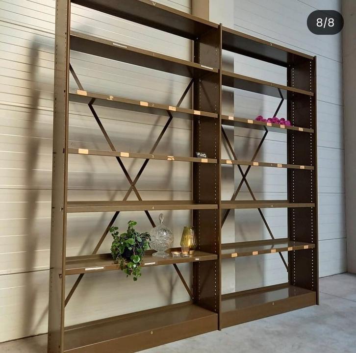 Stabilux Stellingkast Ahrend de Cirkel - Friso Kramer, Huis en Inrichting, Kasten | Stellingkasten, Ophalen