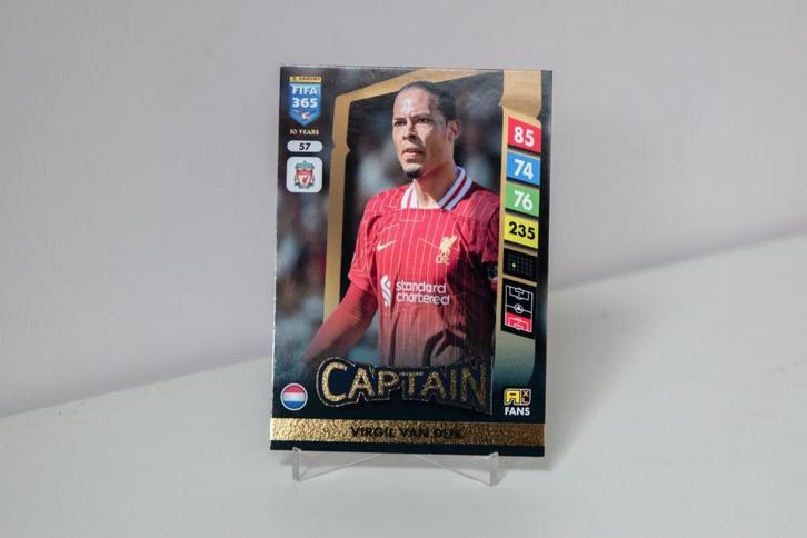 Fifa 365 Panini Trading Virgil Van Dijk, Hobby en Vrije tijd, Verzamelkaartspellen | Overige, Zo goed als nieuw, Losse kaart, Ophalen of Verzenden